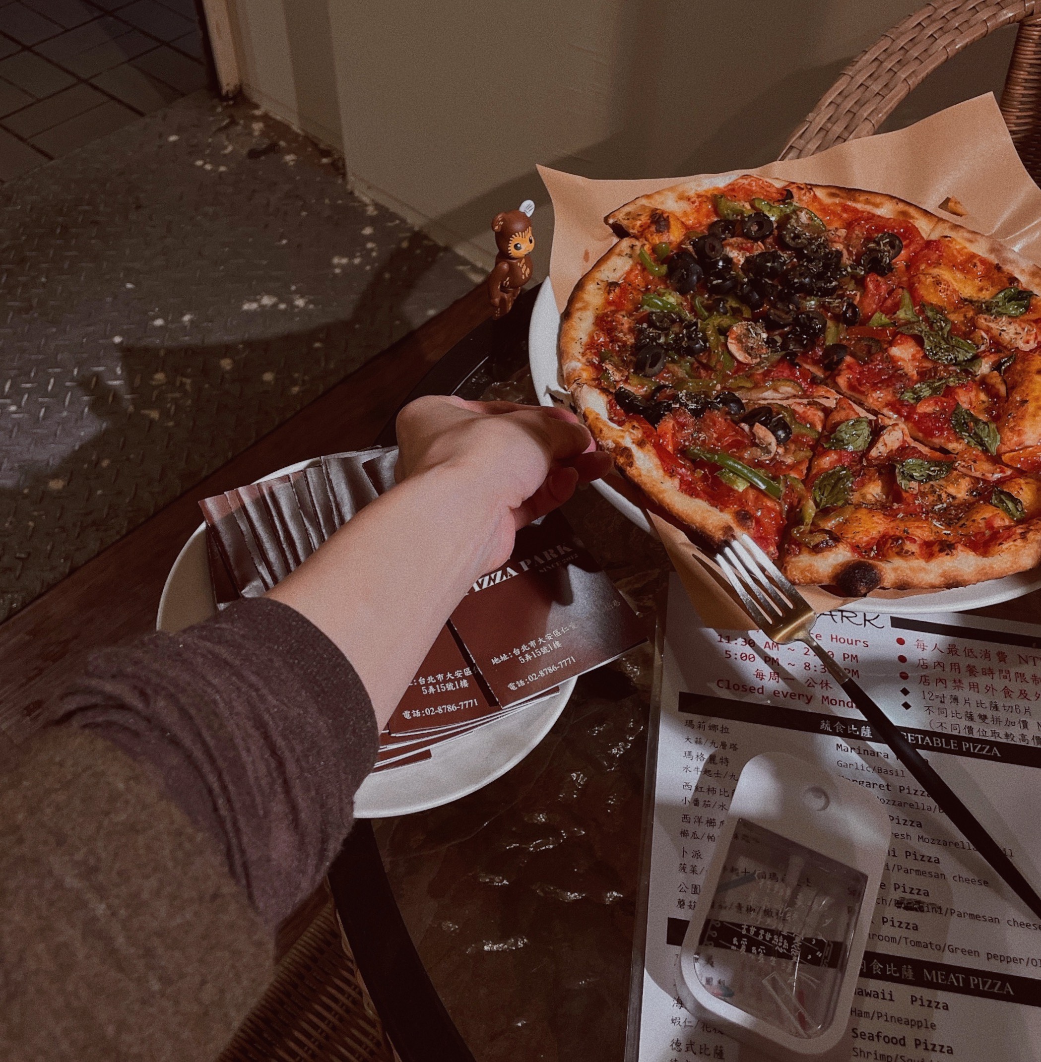 【美食地圖】忠孝敦化 ·濃馥之優美照人的 marinara pizza